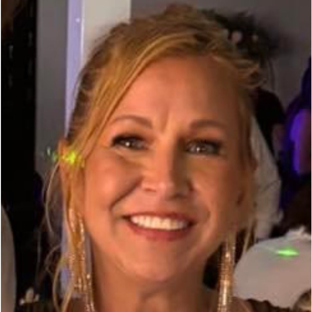 Meet your Posher, Carrie